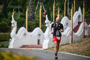 BIB: 809
                            <button type="button" onclick="openModal(22503952)" class="btn btn-primary btn-sm float-right btn-popup" data-toggle="modal" data-target=".modal-high-quality">
                        <i class="fas fa-shopping-cart"></i> Add to Cart
                    </button>
                                            <button type="button" onclick="isThisMe(22503952, true)" class="btn btn-success btn-sm float-right btn-popup btn-isme hidden" data-toggle="tooltip" data-placement="bottom" title="นี่คือรูปของคุณใช่ไหม คลิกที่นี่เพื่อเอาเข้าอัลบั้ม">
                        <i class="fas fa-plus"></i> Add to album
                    </button>
                    <button type="button" onclick="isThisMe(22503952, false)" class="btn btn-warning btn-sm float-right btn-popup btn-isnotme hidden">
                        <i class="fas fa-ban"></i> Remove from album
                    </button>